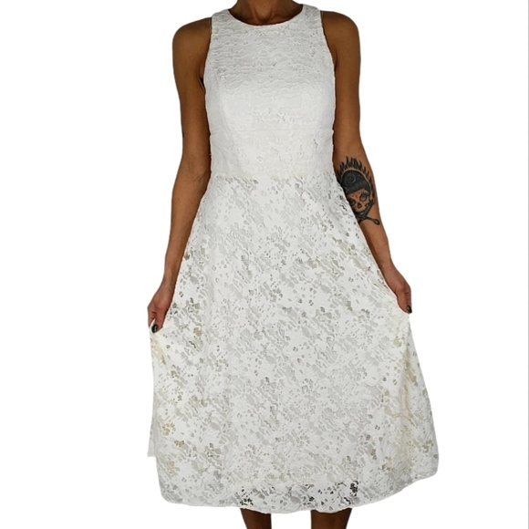 Donna Karan Dresses & Skirts - Donna Karan Lace Dress Size 8 White Layer Midi
